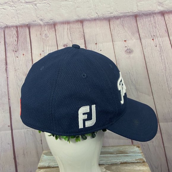 Titleist Navy Blue Flat Golf Cap. Size: Large/X-Large - Picture 4 of 9